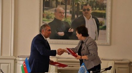 Azerbaijan signs 140 million loan pact with World Bank 