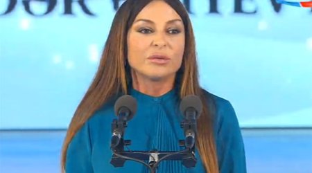 Mehriban Əliyeva ağladı - Şəhid anaları ilə görüşdə