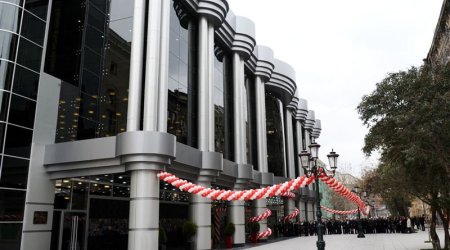 Gənc Tamaşaçılar Teatrında  “Tülkü tülkü tümbəki” hazırlanır