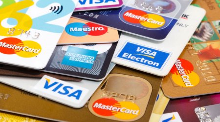 Number of credit cards went down in Azerbaijan