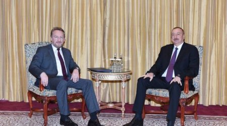 İlham Əliyev İstanbulda Bakir İzetbeqoviçlə görüşdü