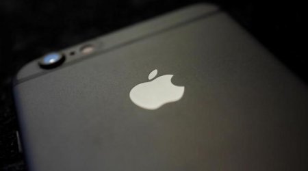 Apple iPhone unlocking maneuver likely to remain secret