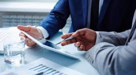 Number of bank clients in Azerbaijan decreased among legal entities