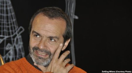 Şenderoviç. Poeziyaya yadsansa, qan qrupun başqadır