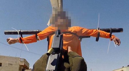 ISIS crucifies and executes captives in ‘video game killing’