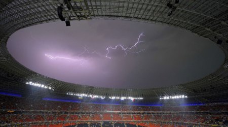 Футболиста убило молнией