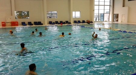 Стартует турнир по водному поло