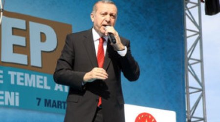 Ərdoğan Davudoğlunun istefasına münasibət bildirdi 