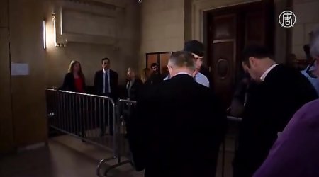 Экс-чиновников судят за геноцид - ВИДЕО