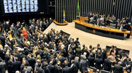 Senatorlar Braziliya prezidentinə etimadsızlıq göstərdi