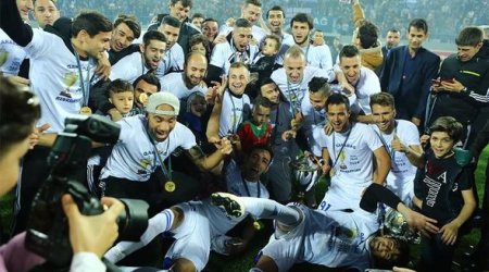 “Qarabağ”ın çempionluq kuboku - FOTO
