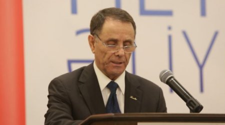 Novruz Məmmədov: “Aprel hadisələri zamanı Sarkisyan Moskvaya müraciət edərək yalvarıb”