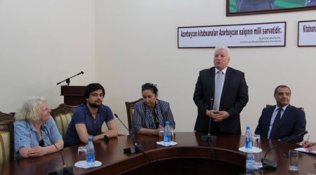 Milli Kitabxanada “Baladadaşın toy hamamı” - FOTOLAR