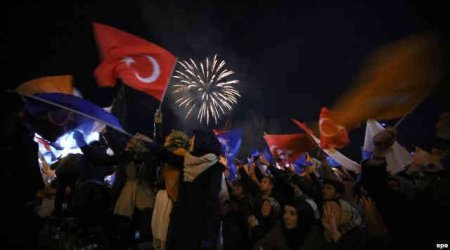 Türkiyə-Xorvatiya oyununun hakimləri