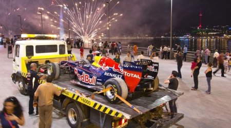 “Formula-1” yarışlarına 5 min dollarlıq biletləri kim alıb?