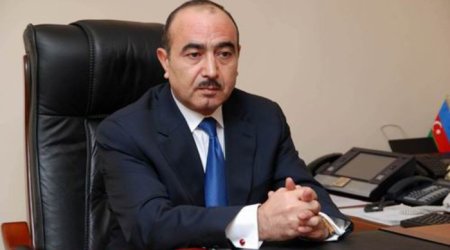 Əli Həsənov: “İşbazlar QHT adı ilə müəssisələrə gedib yoxlamalar aparmağa cəhd edirlər”