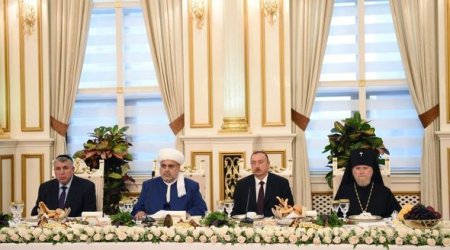 İlham Əliyev iftar mərasimində 