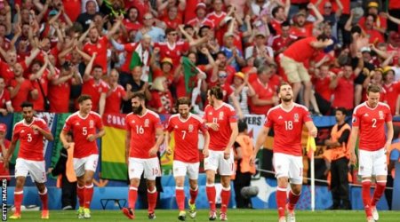 Wales & England through to knockout stages