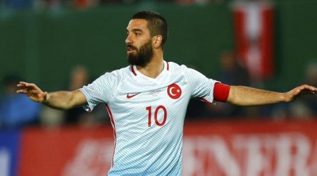Arda Turan: “Anamı ağlatdılar, bunu əvəzini bir-bir çıxacam”