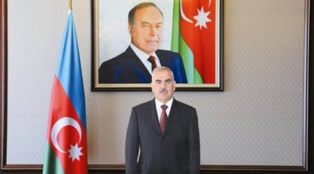 Vasif Talıbov Əliqismət Lalayevi təbrik etdi