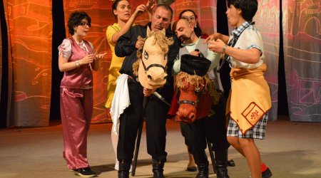 Gənc Tamaşaçılar Teatrının Rusiyadan qonaqları var - FOTOLAR