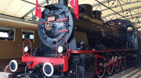 Rahmi Koç sənaye muzeyinin paravozları - FOTOLAR