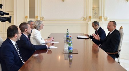 İlham Əliyev İtaliyanın təhsil nazirini qəbul edib 