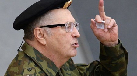 Jirinovski: Tüpürüm Ermənistana