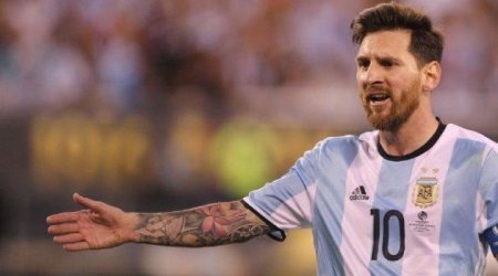Messi milliyə qayıdır