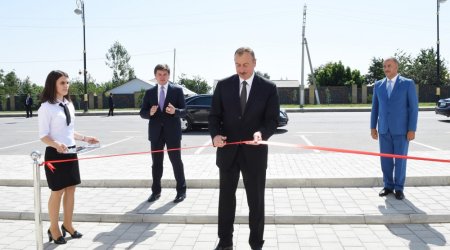 Prezident YAP Qəbələ rayon təşkilatının yeni inzibati binasının açılışında iştirak etdi