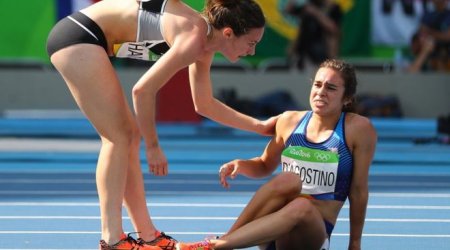 Rio Olympics 2016: US and NZ runners help each other