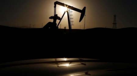 Oil falls as August price rally seen overblown