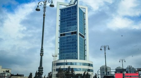 ARDNF 28 banka 50 mln. dollar satıb