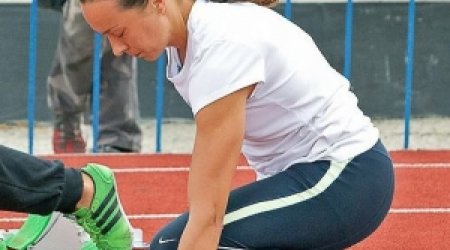 Азербайджанская легкоатлетка вышла в полуфинал 