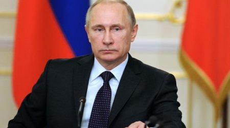 Putin müsəlmanları təbrik etdi
