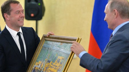 Putindən Medvedevə ad günü hədiyyəsi – VİDEO