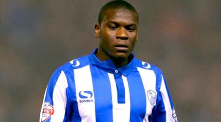 Dinə görə 24 yaşında futboldan getdi