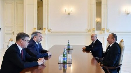 İlham Əliyev rusiyalı naziri qəbul etdi