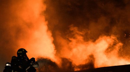 В пожаре сгорели 8 пожарных - ФОТО + ВИДЕО