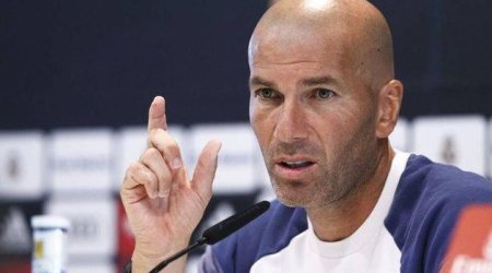 Zidan: “Messisiz “Barselona” yaxşı görünmür”