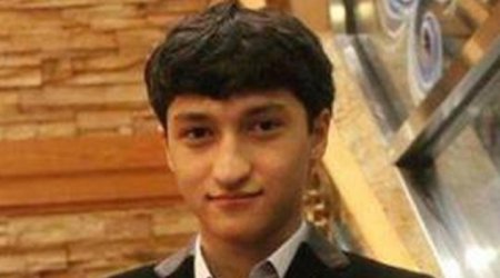 Obama azərbaycanlı gəncə diplom verdi