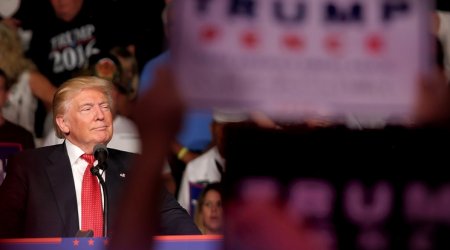 Tramp Hillari Klintonu təqlid etdi