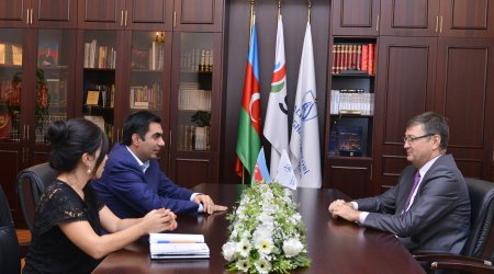 Director of the Secretariat of the Black Sea Universities Network Visits BHOS