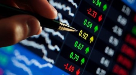 Dollar iki aylıq maksimuma yaxınlaşır