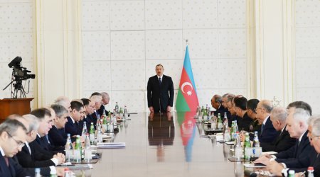 Prezident Nazirlər Kabinetinin iclasını keçirdi
