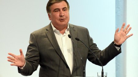 Poroşenko Saakaşvilini istefaya göndərə bilər