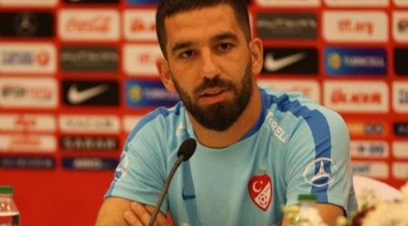 Arda Turan: “Mənim bir oyunluq xətrim yoxdu?”