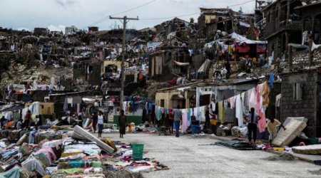 Hurricane Matthew toll in Haiti rises to 1,000, dead buried in mass graves