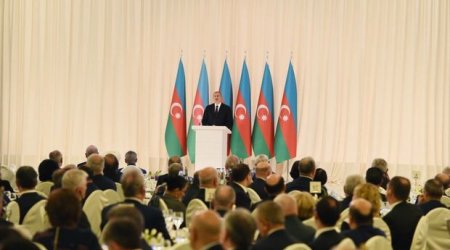 Dövlət başçısı: Azərbaycan analoqu olmayan inkişaf dövrü keçib