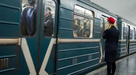 Bakı metrosu zülmətə qərq oldu - VİDEO